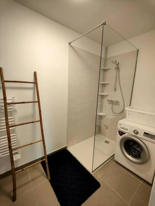 Location De Vacances A Andernos - Appartement 2 Chambres Dans Residence Neuve Luaran gambar